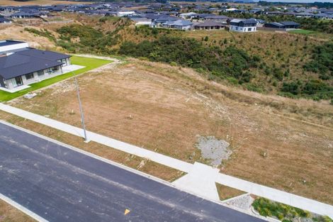 Photo of property in 81 Atlantic Drive, Fitzherbert, Palmerston North, 4472