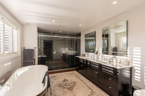 Photo of property in 2 Otaihanga Road, Paraparaumu Beach, Paraparaumu, 5032