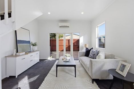 Photo of property in 9b Crohane Place, Addington, Christchurch, 8024