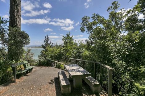 Photo of property in The Haven, 41/120 Beach Haven Road, Beach Haven, Auckland, 0626