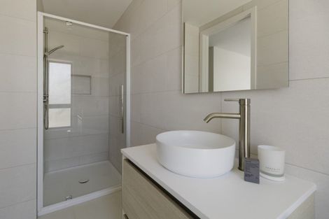 Photo of property in 111 Tiketike Way, Brooklyn, Wellington, 6021