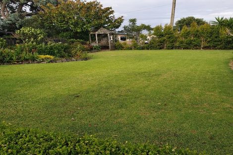 Photo of property in 4 First Avenue, Glenbrook, Waiuku, 2681