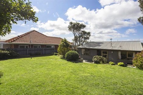 Photo of property in 9 Clifford Road, Johnsonville, Wellington, 6037