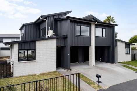 Photo of property in 1/1 Splitt Avenue, Glenview, Hamilton, 3206