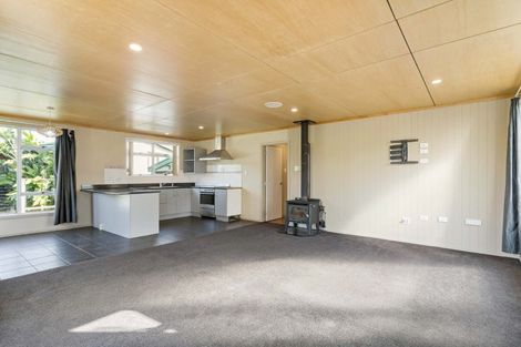 Photo of property in 112 Isabel Street, Whangamata, 3620