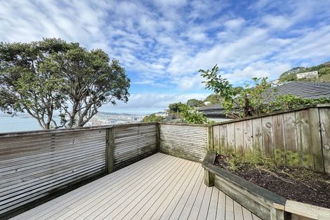 Photo of property in 102 Barnard Street, Wadestown, Wellington, 6012