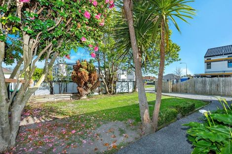 Photo of property in 3 Huia Street, Riccarton, Christchurch, 8041