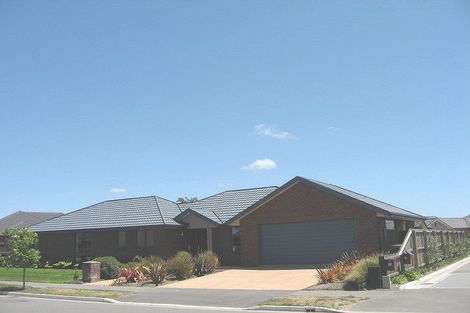Photo of property in 11 Ruahine Place, Parklands, Christchurch, 8083
