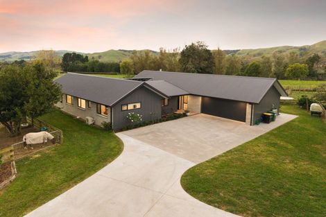 Photo of property in 758 Kairangi Road, Rotoorangi, Cambridge, 3495