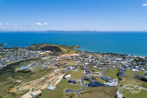 Photo of property in 17 Midgard Road, Coopers Beach, 0420