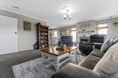 Photo of property in 19 Maple Avenue, Dinsdale, Hamilton, 3204