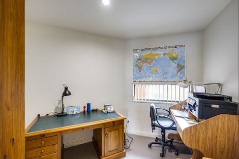 Photo of property in 72 Rochfort Road, Havelock North, 4130