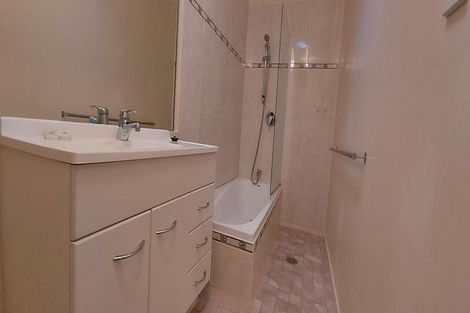 Photo of property in 9 Kona Crescent, Henderson, Auckland, 0610