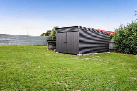 Photo of property in 12 Terou Street, Manaia, 4612