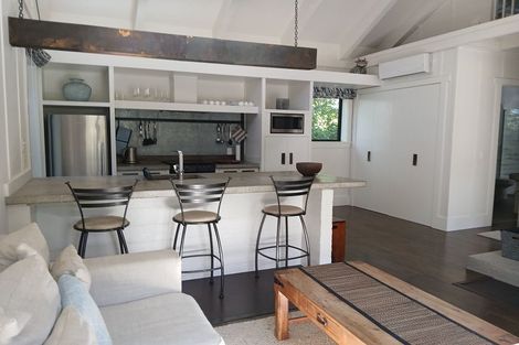 Photo of property in 14 Arran Lane, Jacks Point, Queenstown, 9371