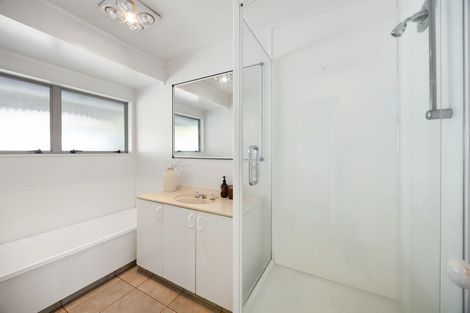 Photo of property in 1 The Avenue, Harrowfield, Hamilton, 3210