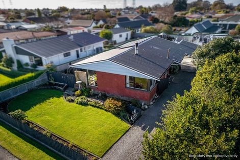 Photo of property in 21 Montague Street, Islington, Christchurch, 8042
