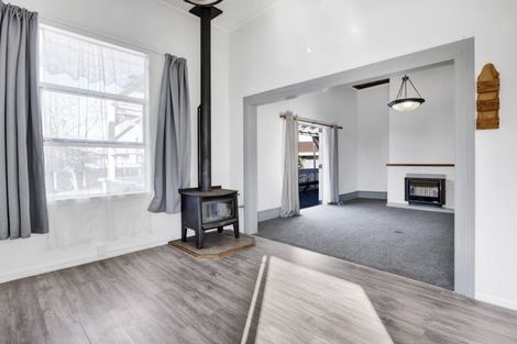 Photo of property in 176 Glover Road, Hawera, 4610