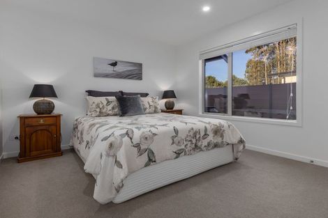 Photo of property in 25 Phoenix Palms Grove, Levin, 5510