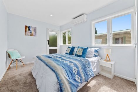 Photo of property in 70 Forest Hill Road, Henderson, Auckland, 0612
