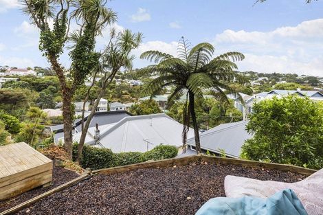 Photo of property in 16 Reuben Avenue, Brooklyn, Wellington, 6021