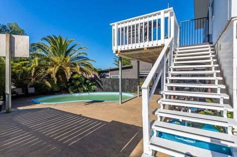 Photo of property in 79 Glamorgan Drive, Torbay, Auckland, 0630