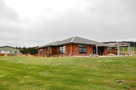 Photo of property in 185 Mount Misery Road, Herbert, Oamaru, 9495