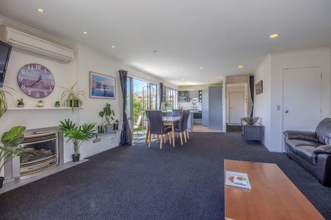 Photo of property in 9 Meadowbrook Place, Wanaka, 9305