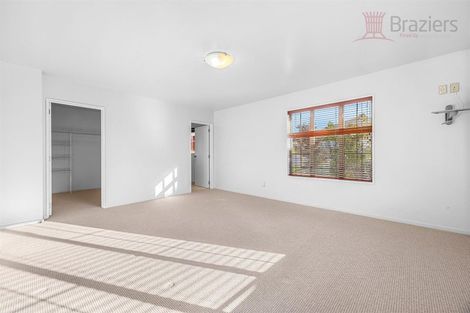 Photo of property in 29 Straven Road, Riccarton, Christchurch, 8011