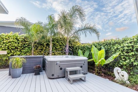 Photo of property in 1330b Papamoa Beach Road, Papamoa Beach, Papamoa, 3118
