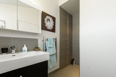Photo of property in 2/21 Sardinia Rise, Bethlehem, Tauranga, 3110