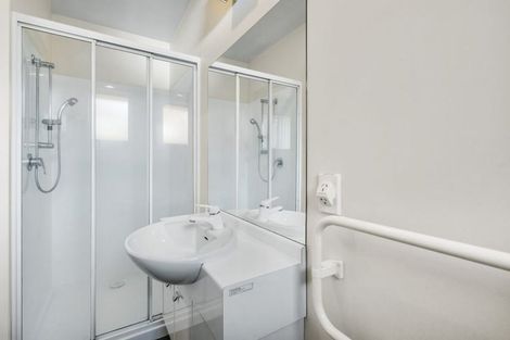 Photo of property in 29a Division Street, Riccarton, Christchurch, 8041