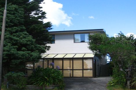 Photo of property in 10 Glamorgan Street, Northland, Wellington, 6012