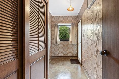 Photo of property in 11 Kellyville Heights, Merrilands, New Plymouth, 4312