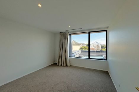 Photo of property in 7 Roa Road, Fendalton, Christchurch, 8041