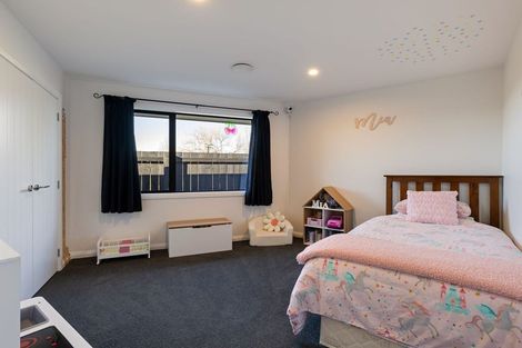 Photo of property in 40 Freedom Drive, Kelvin Grove, Palmerston North, 4414
