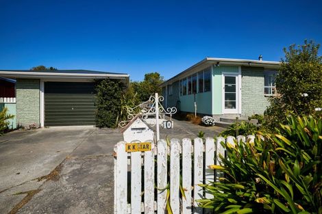 Photo of property in 10 Cromer Street, Kaikoura, 7300