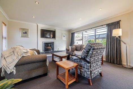 Photo of property in 211a Vogel Street, Roslyn, Palmerston North, 4414