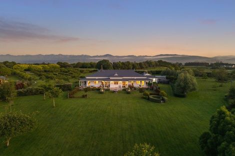 Photo of property in 68 Tarahunga Road, Levin, 5571