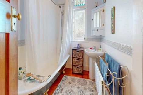 Photo of property in 122 Queen Sh25 Street, Thames, 3500
