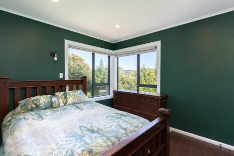 Photo of property in 40 Kapiti Crescent, Titahi Bay, Porirua, 5022