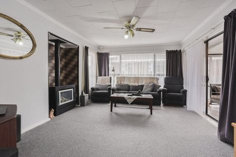 Photo of property in 237 Burwood Road, Burwood, Christchurch, 8083