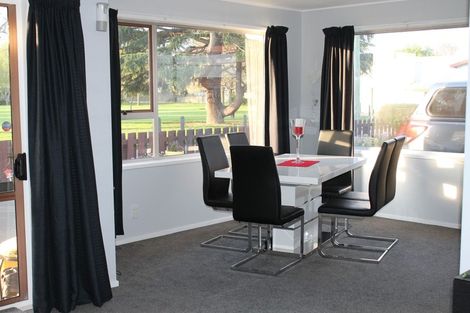 Photo of property in 3/700 Duke Street, Mahora, Hastings, 4120