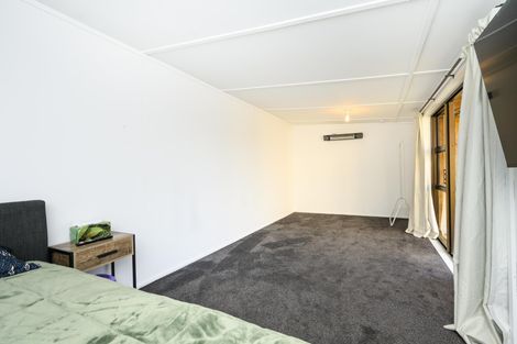 Photo of property in 17 Douglas Street, West End, Palmerston North, 4412