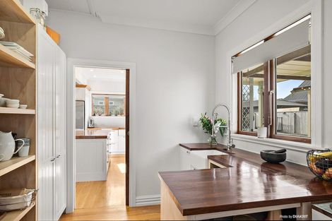 Photo of property in 25 Main Street, Greytown, 5712