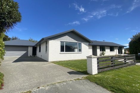 Photo of property in 19 Welsh Road, Winton, 9720