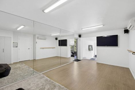 Photo of property in 8a Doon Street, Vauxhall, Dunedin, 9013