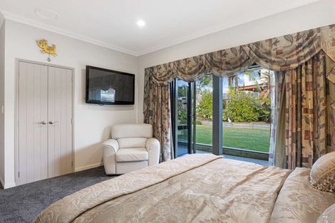 Photo of property in 176b Heta Road, Highlands Park, New Plymouth, 4312
