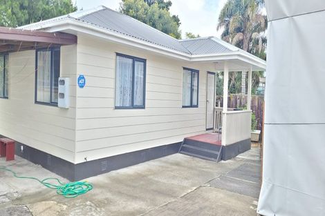 Photo of property in 29 Graeme Avenue, Mangere East, Auckland, 2024