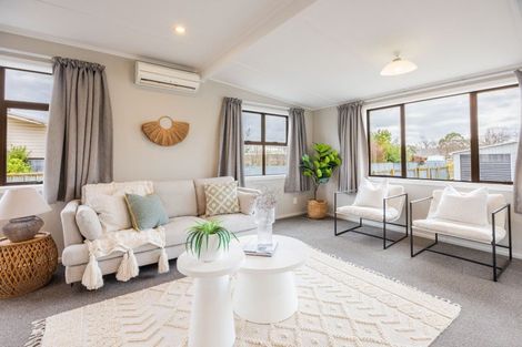 Photo of property in 6 Woburn Street, Waipukurau, 4200